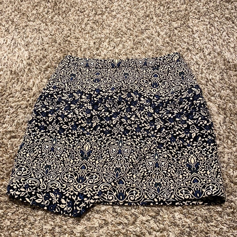 Skirts size 8♡